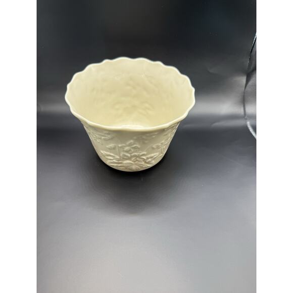 Lenox Porcelain Lily of the Valley Flower Pot Masterpiece Collection Vintage - Picture 2 of 9